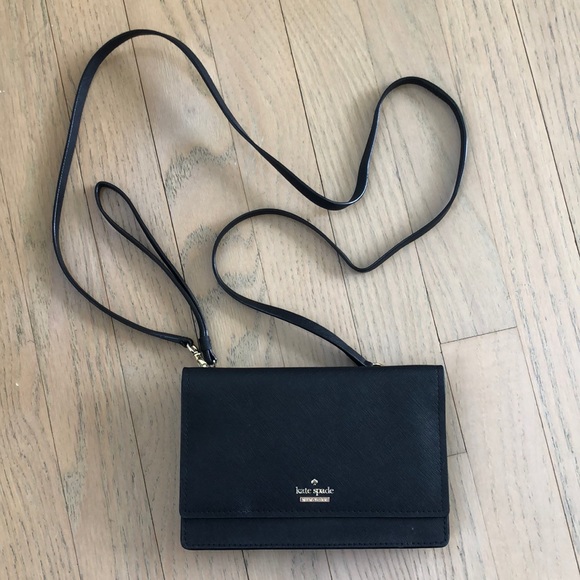kate spade Handbags - Kate Spade | Black Crossbody Wristlet